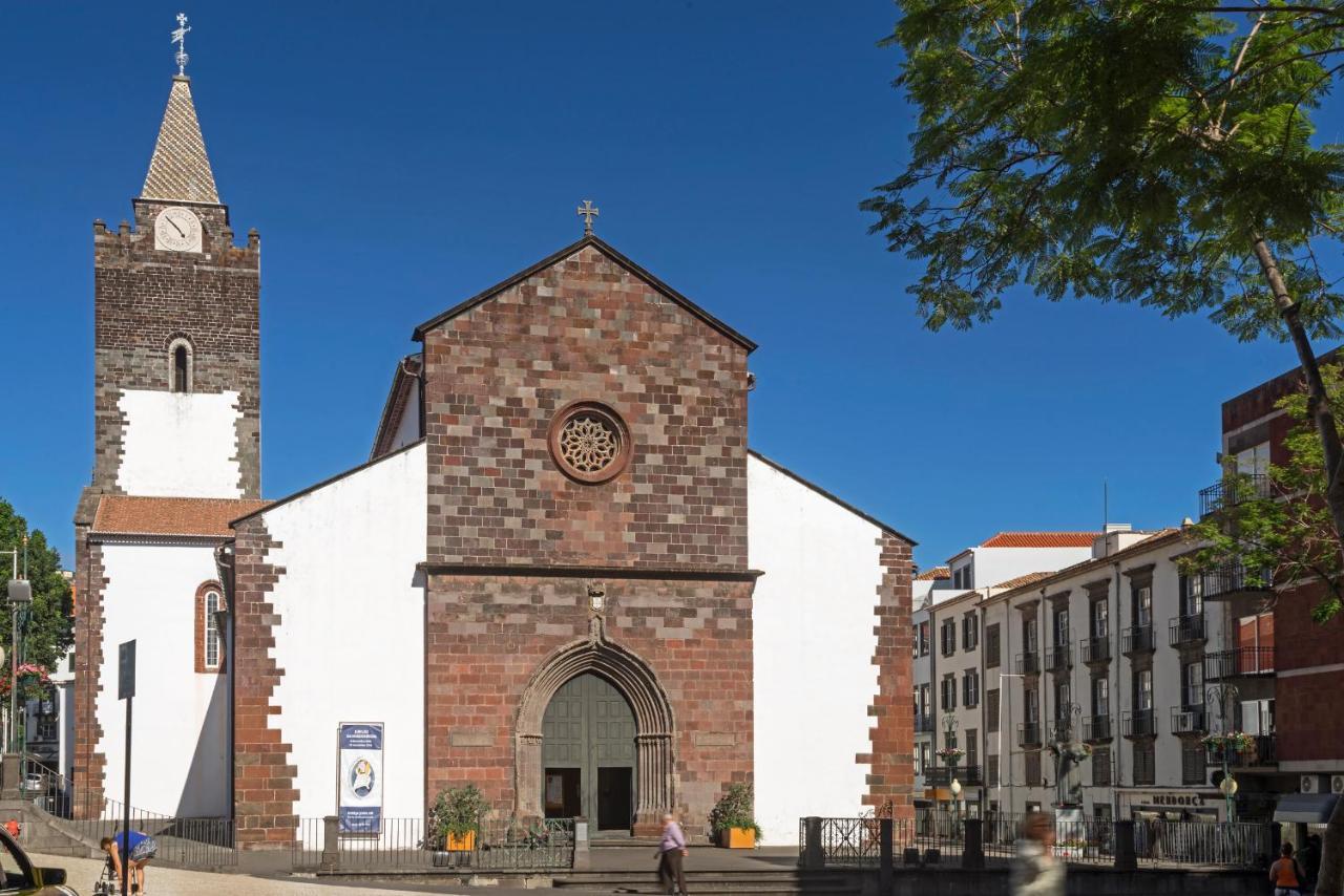 Elias Garcia II By An Island Apart Funchal  Exterior photo